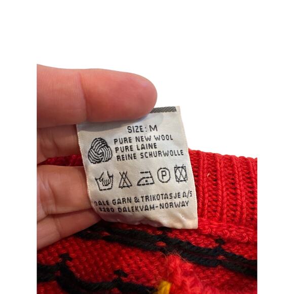 Vtg Dale Of Norway Cardigan Sweater Womens Sz Medium Red Fair Isle Scandinavian - Picture 7 of 10